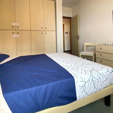 Sparkling Holiday Lignano Sabbiadoro Room photo