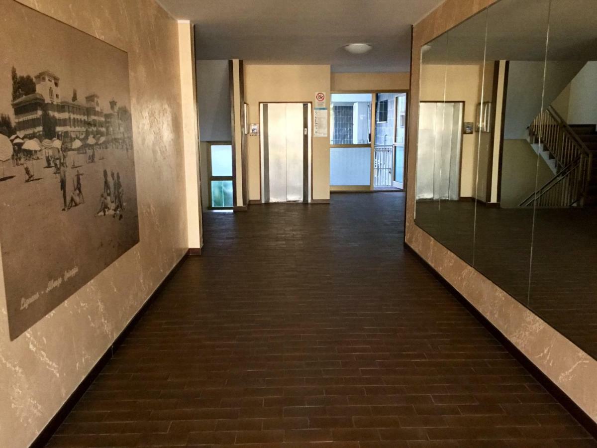 Sparkling Holiday Lignano Sabbiadoro Room photo
